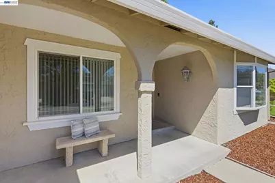 2223 Camino Brazos, Pleasanton, CA 94566 - Photo 4