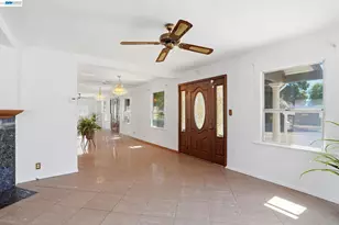 315 M St, Patterson, CA 95363 - Photo 4