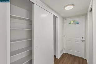 29 Leafwood Cir, San Rafael, CA 94901 - Photo 4