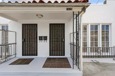 1829 22nd St, Oakland, CA 94606 - Photo 2