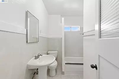 1829 22nd St, Oakland, CA 94606 - Photo 12