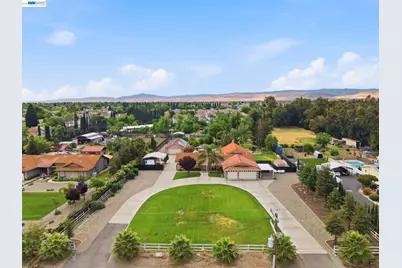 11378 Mountain View Rd, Tracy, CA 95376 - Photo 56