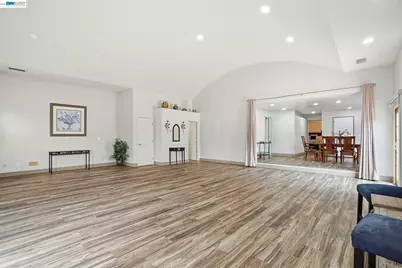 11378 Mountain View Rd, Tracy, CA 95376 - Photo 22