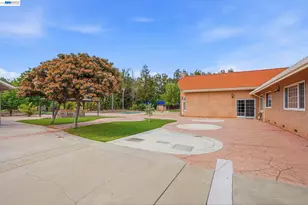 11378 Mountain View Rd, Tracy, CA 95376 - Photo 40