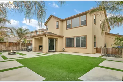 8461 Pinehollow Cir, Discovery Bay, CA 94505 - Photo 34