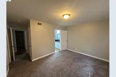 378 Acacia St, Fairfield, CA 94533 - Photo 8