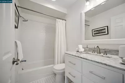3058 Polk Street #3, San Francisco, CA 94109 - Photo 38