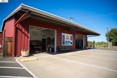 2017 Walnut Blvd, Brentwood, CA 94513 - Photo 4