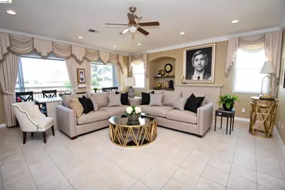 5776 Saint Andrews Dr, Stockton, CA 95219 - Photo 6