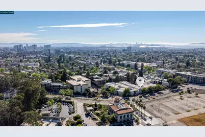 2005 Pleasant Valley Ave #103, Oakland, CA 94611 - Photo 54