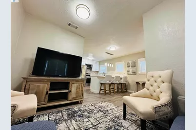 1249 88th Ave, Oakland, CA 94621 - Photo 22