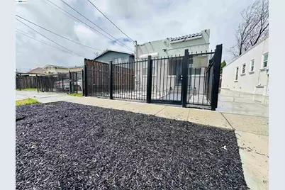 1249 88th Ave, Oakland, CA 94621 - Photo 4