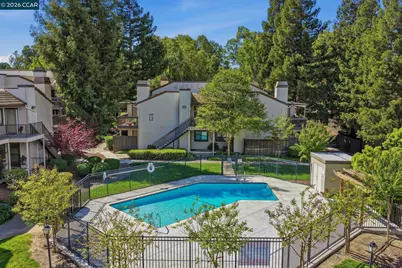 1359 Hull Ln, Martinez, CA 94553 - Photo 38