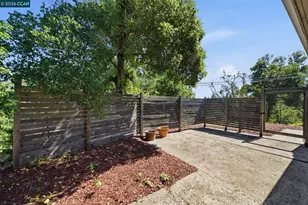 142 Crestview Dr, Orinda, CA 94563 - Photo 28