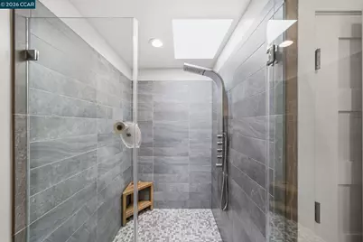 142 Crestview Dr, Orinda, CA 94563 - Photo 18