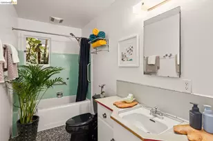 10 Burdeck Ct, Oakland, CA 94602 - Photo 42
