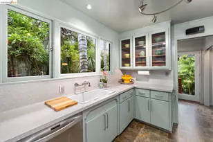 10 Burdeck Ct, Oakland, CA 94602 - Photo 16