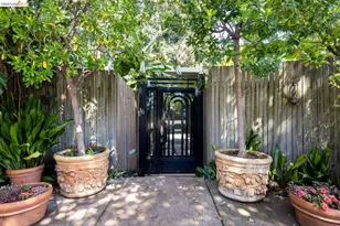 10 Burdeck Ct, Oakland, CA 94602 - Photo 2