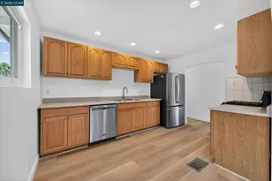 1920 3rd St, Benicia, CA 94510 - Photo 12