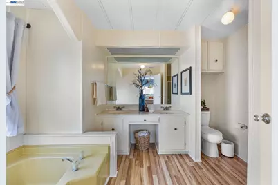 29315 Harpoon Way, Hayward, CA 94544 - Photo 16