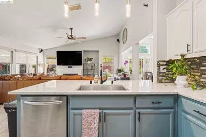 4437 Montara Dr, Antioch, CA 94531 - Photo 10