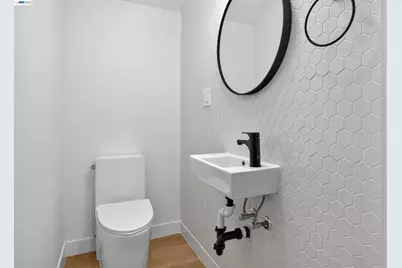 914 61st Street, Oakland, CA 94608 - Photo 8