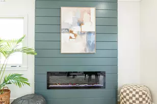 2066 Encinal Ave, Alameda, CA 94501 - Photo 8