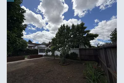 3974 Montrose St, Napa, CA 94558 - Photo 32