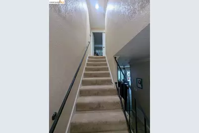 1892 London Dr, Benicia, CA 94510 - Photo 10