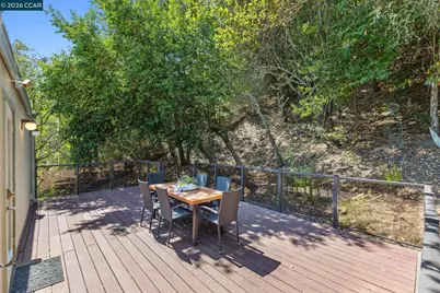 39 Saint Stephens Dr, Orinda, CA 94563 - Photo 18