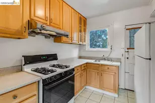 1415 Hampel St, Oakland, CA 94602 - Photo 28