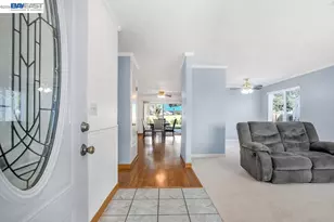 1972 Carnation Cir, Livermore, CA 94551 - Photo 2