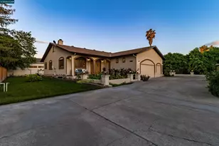 3882 Chestnut Ave, Concord, CA 94519 - Photo 2