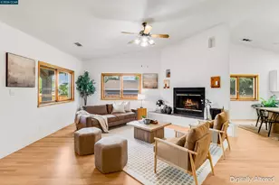 3882 Chestnut Ave, Concord, CA 94519 - Photo 8