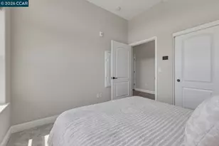 210 Waters Park Cir, San Mateo, CA 94403 - Photo 42