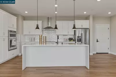 210 Waters Park Cir #304, San Mateo, CA 94403 - Photo 8