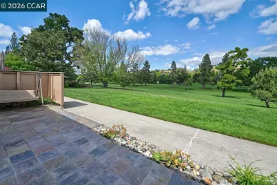 2324 Tice Creek Dr #3, Walnut Creek, CA 94595 - Photo 14