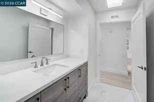 2324 Tice Creek Dr, Walnut Creek, CA 94595 - Photo 30