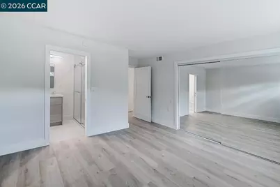 2324 Tice Creek Dr #3, Walnut Creek, CA 94595 - Photo 22