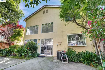 15916 Bayberry Ln, San Lorenzo, CA 94580 - Photo 40