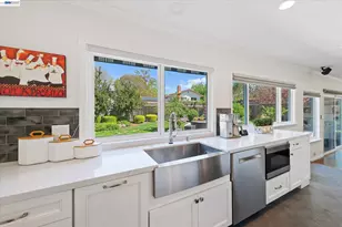 4767 Del Valle Pkwy, Pleasanton, CA 94566 - Photo 2