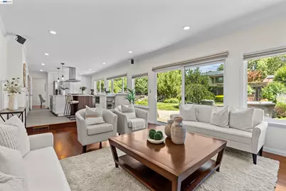 4767 Del Valle Pkwy, Pleasanton, CA 94566 - Photo 10