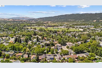 4767 Del Valle Pkwy, Pleasanton, CA 94566 - Photo 48