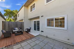 4336 Planet Cir, Union City, CA 94587 - Photo 24