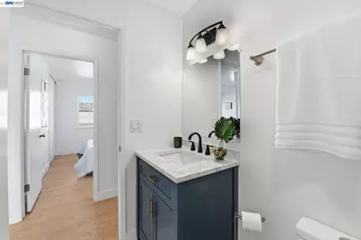 4336 Planet Cir, Union City, CA 94587 - Photo 22