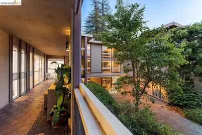 323 Monte Vista Ave #210, Oakland, CA 94611 - Photo 34