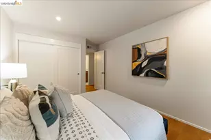 323 Monte Vista Ave, Oakland, CA 94611 - Photo 22