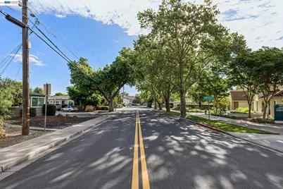 187 Old Bernal Ave, Pleasanton, CA 94566 - Photo 12