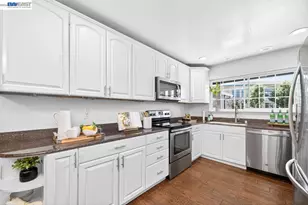 6857 Penn Dr, Dublin, CA 94568 - Photo 6