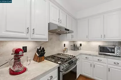 4483 Brannigan St, Dublin, CA 94568 - Photo 8